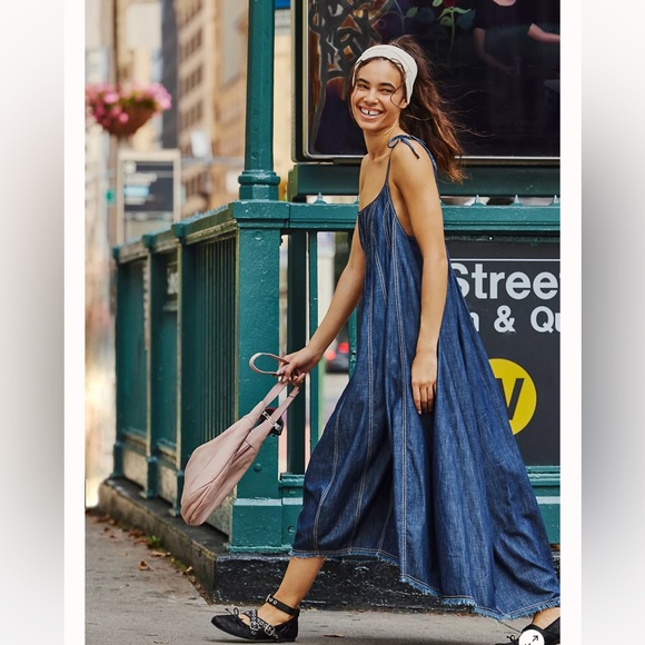 Free People Dresses & Skirts - Free People Denim Dreams Denim Chambray Tie Shoulder Seamed Midi Dress XL